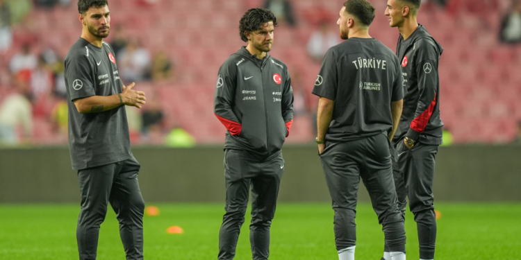 Türkiye-Karadağ Karşılaşması: İlk 11'ler Belli Oldu