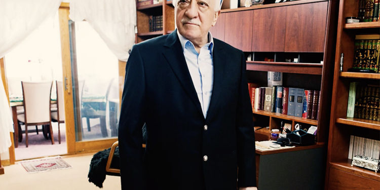 Türkiye’de Fethullah Gülen Hocaefendi için taziye mesajı yayımlamak da suç oldu!