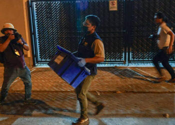 Ülke Bu Olayla Çalkalanıyor... Yardım Kuruluşunda 'Çocuk Kaçakçılığı' İddiası!