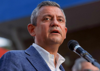 Ünlü Gazeteci Aldığı Kulisi Paylaştı! Özgür Özel Hakkındaki Gerçeği Açıkladı, Böyle Bir Talebi Yokmuş