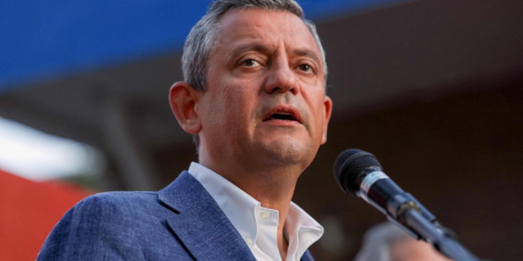 Ünlü Gazeteci Aldığı Kulisi Paylaştı! Özgür Özel Hakkındaki Gerçeği Açıkladı, Böyle Bir Talebi Yokmuş