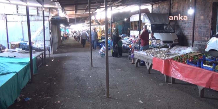 Vatandaş 1 kg. salatalığı 50 liraya nasıl alsın?