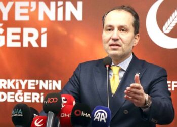 YRP’li iki belediye başkanı ortak açıklamayla partilerinden istifa etti