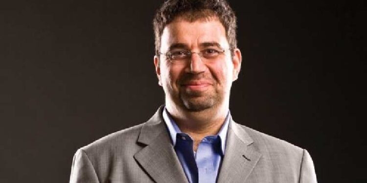 Yapay zekâdan hukuk devletine, ekonomi politikalarından siyasete, ne düşünüyor, hangi önerilerde bulunuyor?