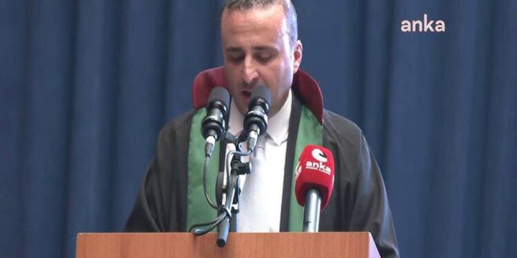 Yeni anayasa tartışmalarına karşı Cumhuriyet'in tarafı olmaya devam edeceğiz ve asla susmayacağız