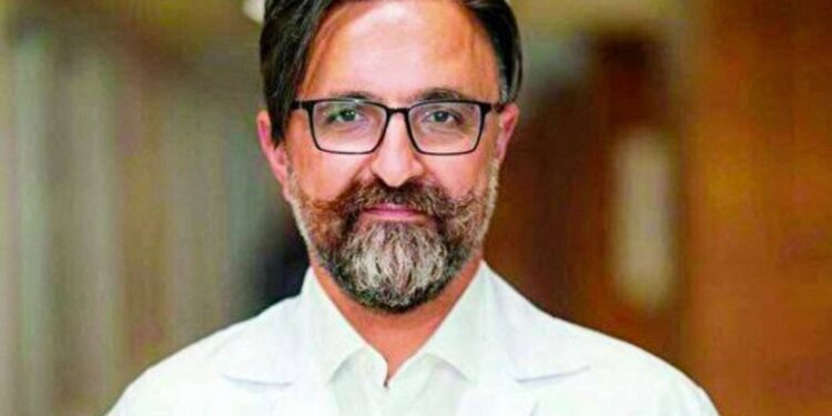 Yenidoğan çetesi, bebeğin cenazesini vermek için aileden para istemiş: 'Kimsesizler mezarlığına gömeriz'