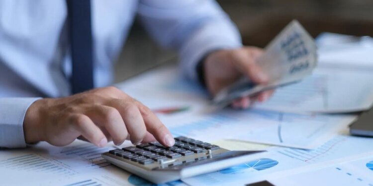 Prof. Dr. Binhan Elif Yılmaz: 1,5 yıldır konuşulan kamuda tasarruf halen yapılmıyor