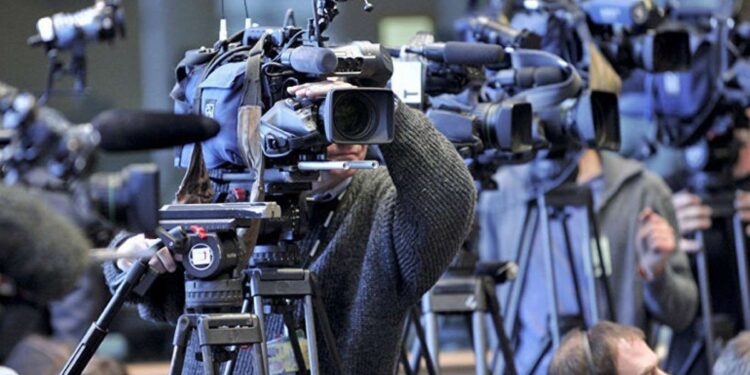 Gazetecilerin gözaltına alınması Amed’de protesto edilecek