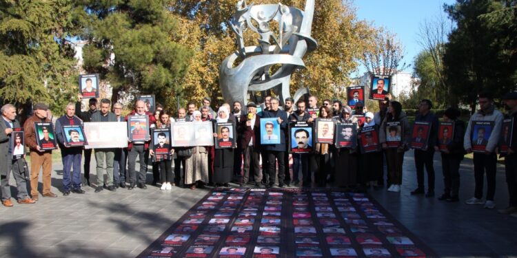 Kayıp yakınları Tahir Elçi için adalet istedi