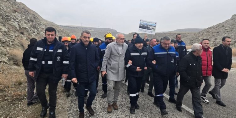Çayırhan’daki maden işçilerinden Ankara’ya yürüme kararı