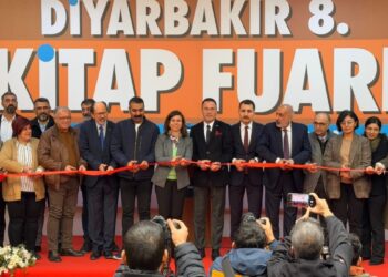 Amed 8’inci Kitap Fuarı başladı