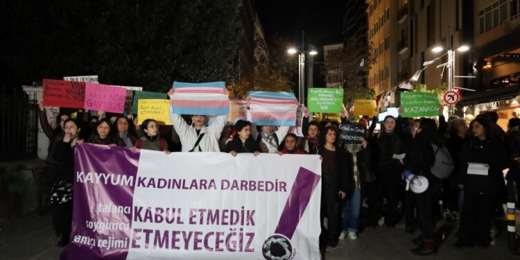 Kadınlar: Kayyımlara karşı mücadele hattını büyütmeliyiz