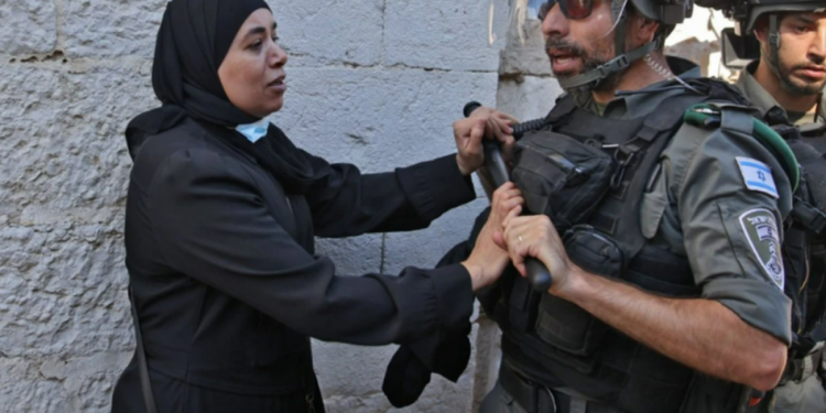 İsrail, 7 Ekim 2023’ten bu yana 435 Filistinli kadını gözaltına aldı