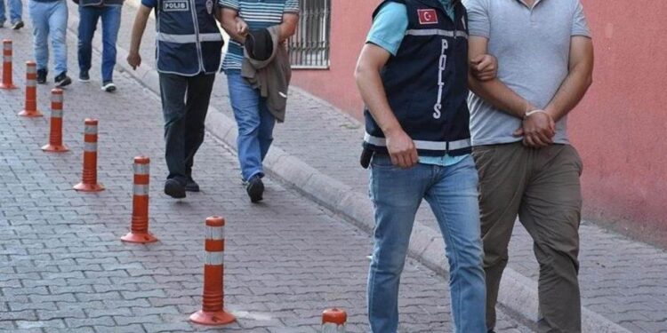 Gözaltına alınanlar Ankara’ya getiriliyor