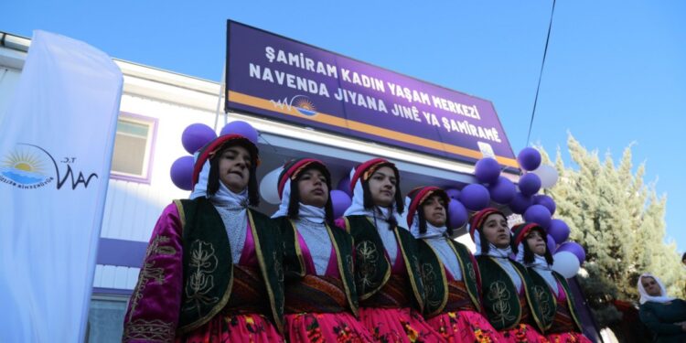 25 Kasım kapsamında 9 kadın kurumu açıldı