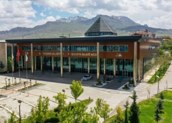 Belediyenin İŞKUR ilanına valilikten müdahale