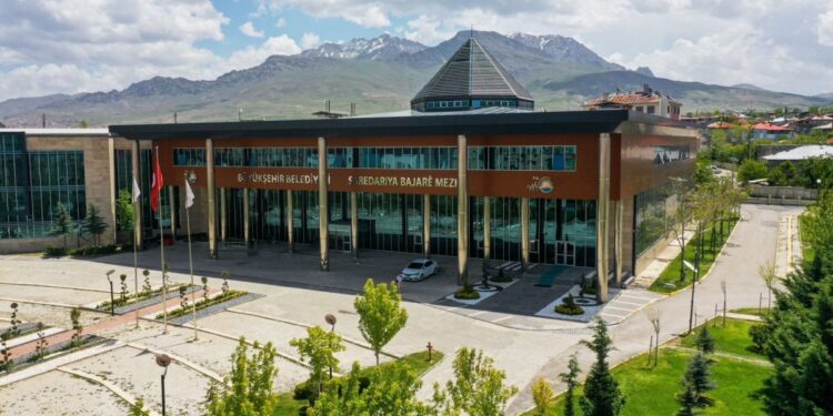 Belediyenin İŞKUR ilanına valilikten müdahale