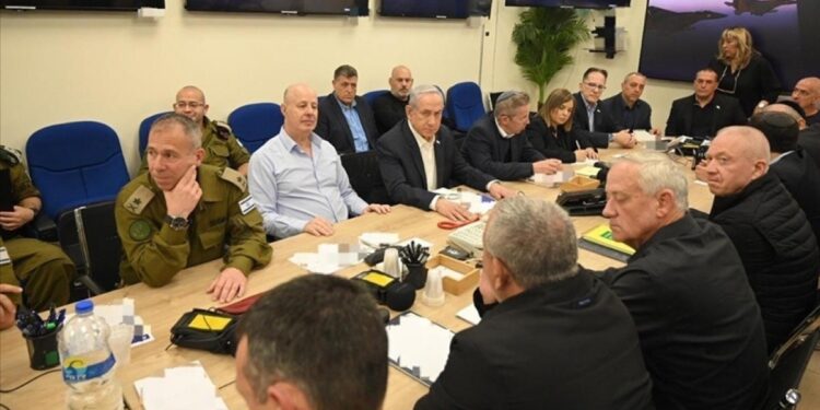 İsrail güvenlik kabinesi, ateşkesi görüşmek için toplandı