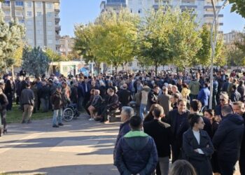Halk eylemde: Kayyımları biliyoruz bu yüzden direneceğiz | YENİLENDİ