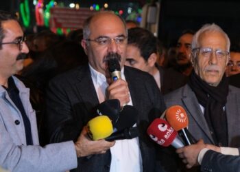 Öztürk: Kent uzlaşısına tahammülünüz yoksa sorunu nasıl çözeceksiniz