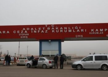 4 duvar arasındaki ‘işkenceyi’ anlattı