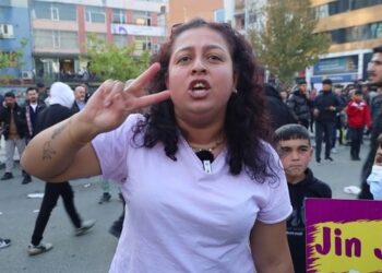 İrade gaspına direnen öğretmen: Verdiğimiz oyun arkasındayız