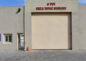 Tutsaklardan mektup: Sevkler yapılmıyor, tehdit ediliyoruz
