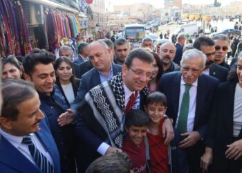 İmamoğlu Mêrdîn’de esnafı ziyaret etti