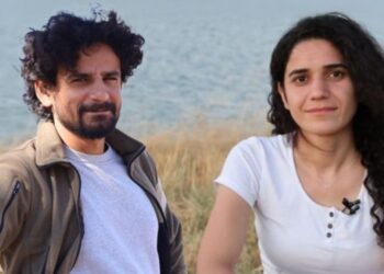 Gazetecilerin kaldığı eve jandarma baskını