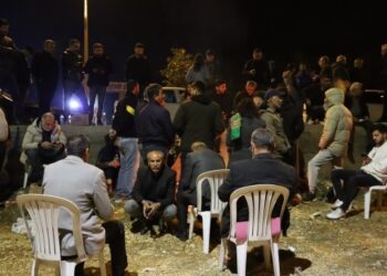 Mêrdîn’de belediye önündeki nöbet sürüyor