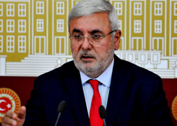 AKP’li Mehmet Metiner, Hizbullah’a ‘af’ istedi