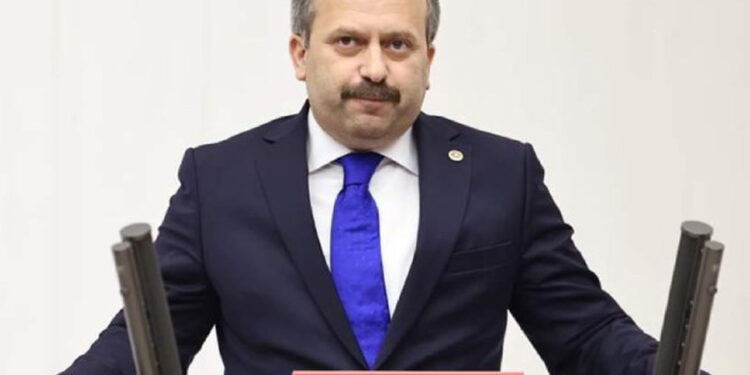 AKP’li vekil Halil Uluay kalp krizi geçirdi