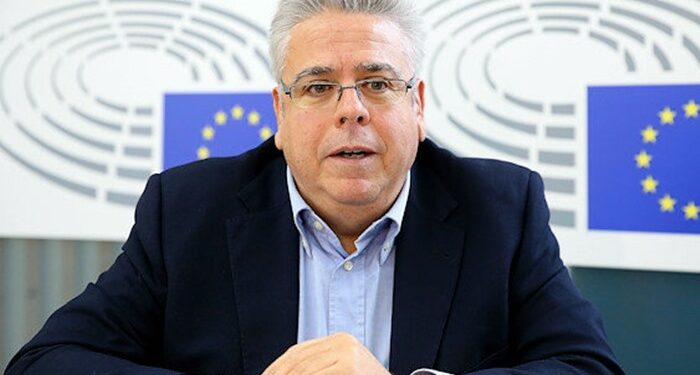 AP Türkiye Raportörü’nden Esenyurt kayyımı hakkında yaptırım çağrısı