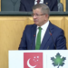 Ahmet Davutoğlu, kürsüde ağladı: “Alnı secdeye değenlerin iktidarında bunları mı yaşayacaktık?”