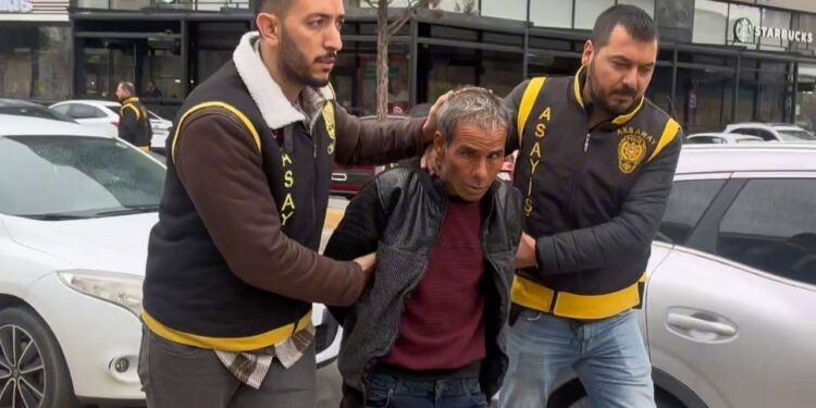 Aksaray'da Kadın Cinayeti: Karısını Öldüren Erkekten Gazetecilere Pişkin Sözler