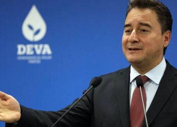 Ali Babacan’dan Tayyip Erdoğan’a sanal kumar çağrısı: Ortak değilseniz fişini çekin