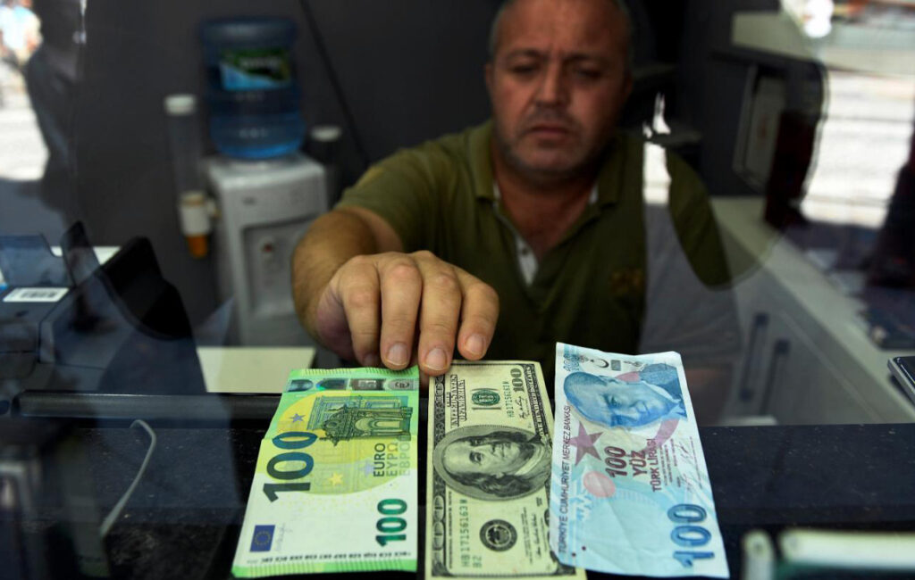 Ali Yerlikaya açıkladı; sadece Dolar değil, ‘sahte’ Euro da basmışlar!