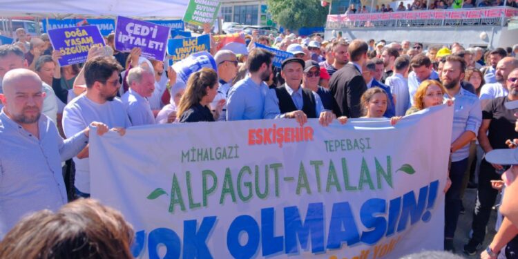 Alpagut’taki maden toplantısına katılan 3 kişi 'halkı galeyana getirmek' suçlamasıyla ifadeye çağrıldı