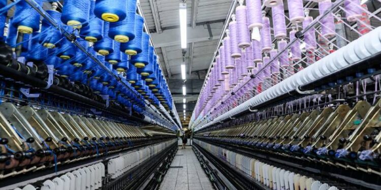 Altınyıldız ve Bahariye Mensucat anlaşma yaptı