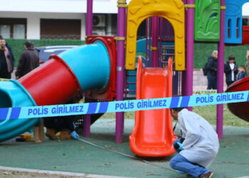 Antalya'da Çocuk Parkında Silahlı Saldırı: Oyun Oynarken Kurşunların Hedefi oldular
