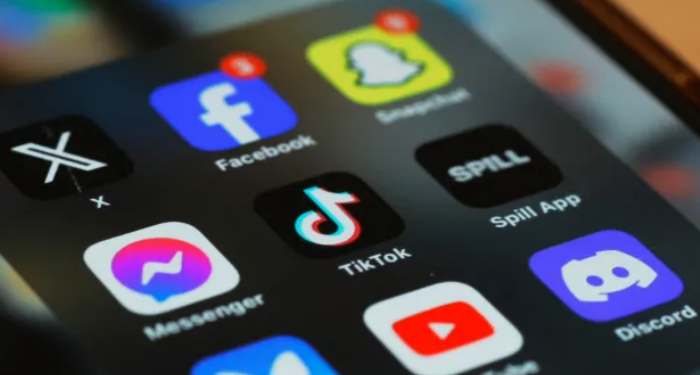 Avustralya, 16 yaşından küçüklere sosyal medyayı yasakladı