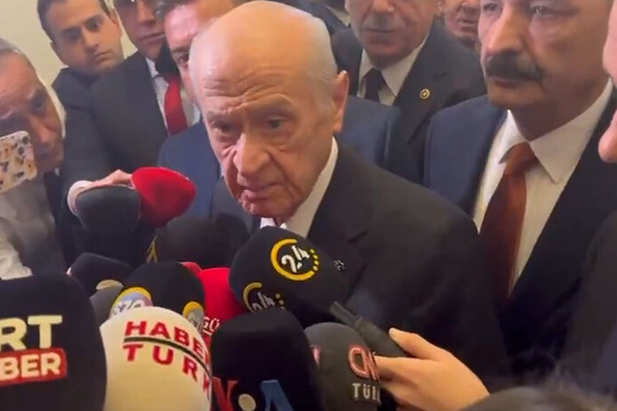 Bahçeli, ‘Erdoğan’la görüş ayrılığı var mı?’ diye soran gazeteciye sinirlendi: ”Mesleği bırak”