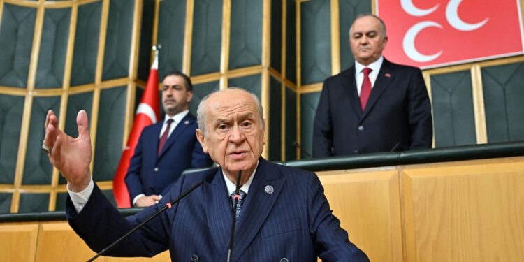 Bahçeli: İmralı’yla DEM arasında yüz yüze temas gecikmemeli