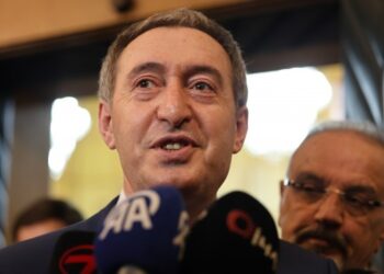 Bakırhan: Meclis’teki tüm siyasi partilerle görüşmek isteriz