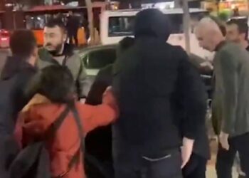 Batman'da kendini polis diye tanıtan kişiler gazetecileri sokak ortasında gözaltına almak istedi, hukuk ayaklar altında!