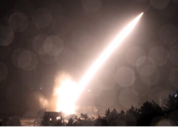 Biden’dan Ukrayna’nın uzun menzilli silahlarla Rusya’yı vurması için onay çıktı