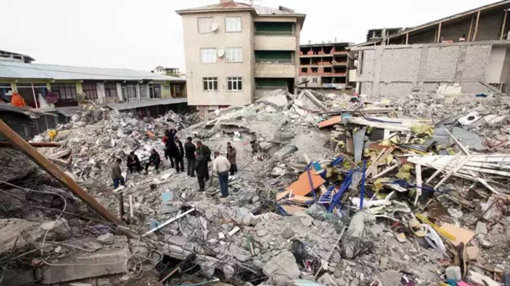 Birkaç dakika önce Sayın Işıkara'nın içine doğdu, Kandilli'yi aradı