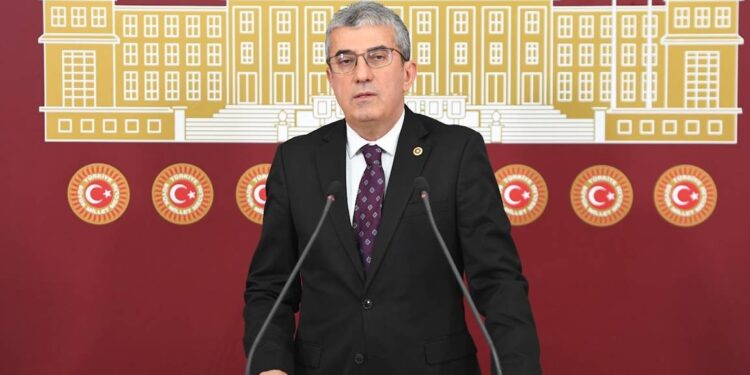 Bu “kötü akıl” ile her türlü siyasi mücadeleyi yapacağız