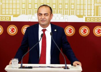 CHP’li Karabat: Öğrenciler kayıt dışına sürüklendi!