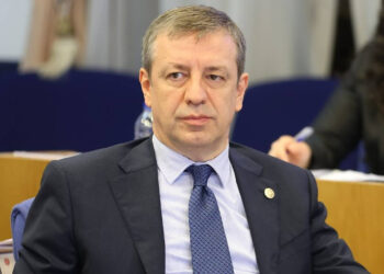 CHP'li Türeli'den Asgari Ücret Çıkışı: Bu Ücretlerle mi Dünyayla Rekabet Edeceğiz?